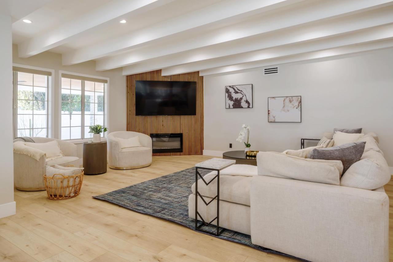 New 5 Bed W/Hot Tub Close To Universal Sleeps 12 Los Angeles Exteriör bild