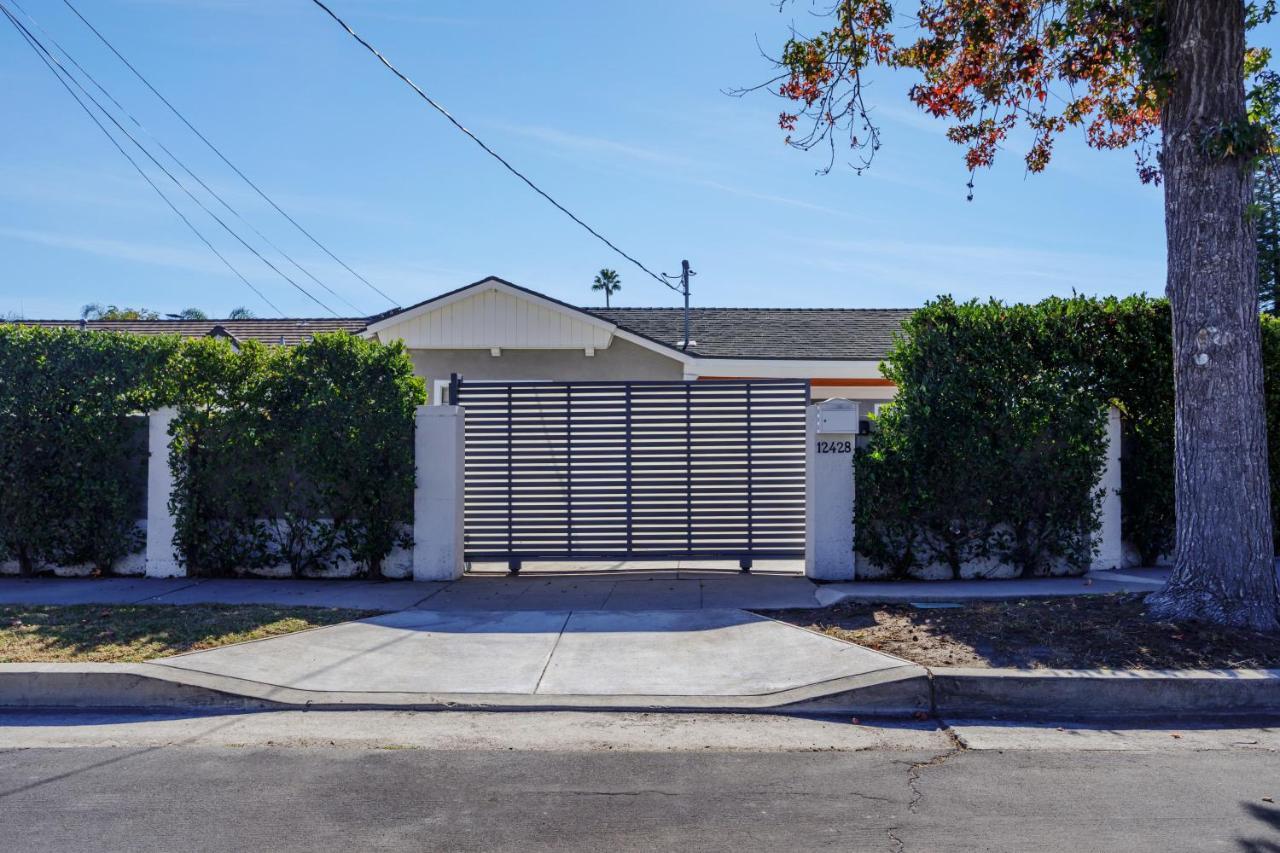 New 5 Bed W/Hot Tub Close To Universal Sleeps 12 Los Angeles Exteriör bild