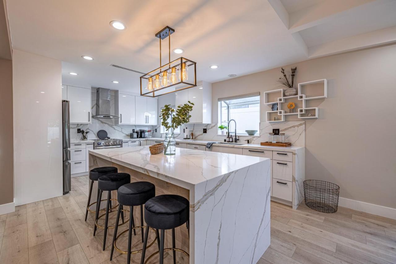 New 5 Bed W/Hot Tub Close To Universal Sleeps 12 Los Angeles Exteriör bild