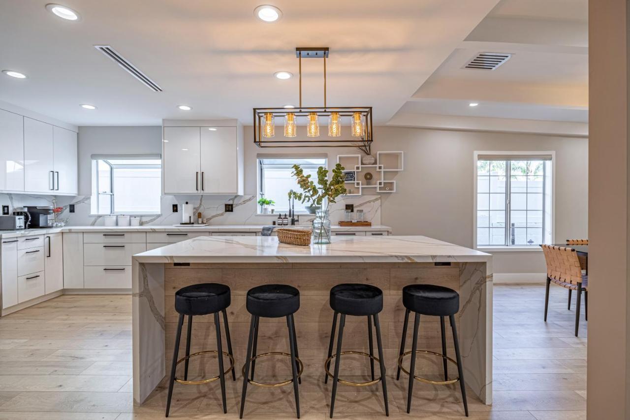 New 5 Bed W/Hot Tub Close To Universal Sleeps 12 Los Angeles Exteriör bild